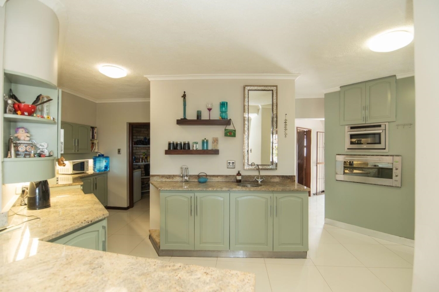 6 Bedroom Property for Sale in Walmer Heights Eastern Cape